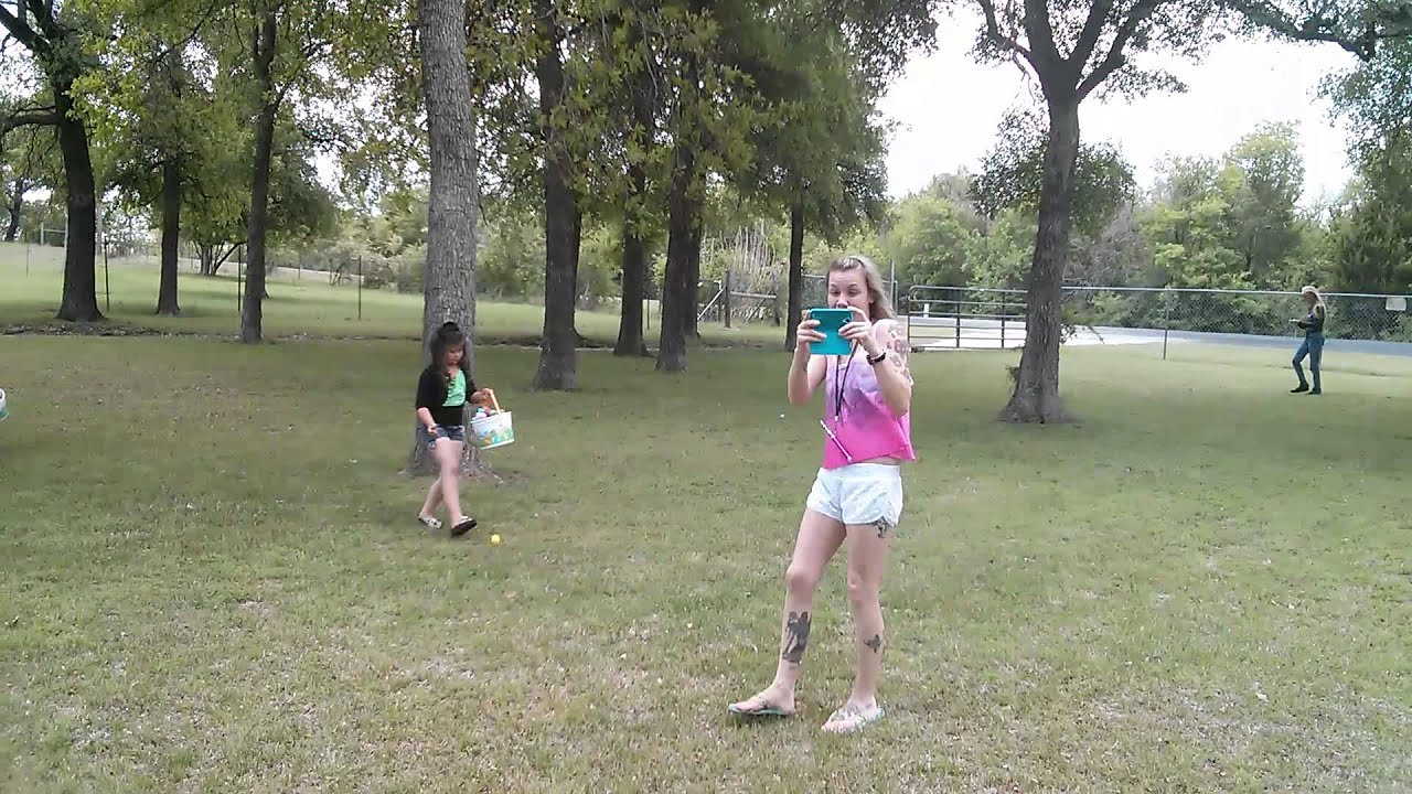 Easter egg hunt 2014 - YouTube