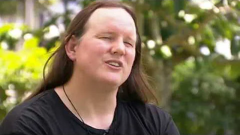 Transgender weightlifter Laurel Hubbard asks criti...