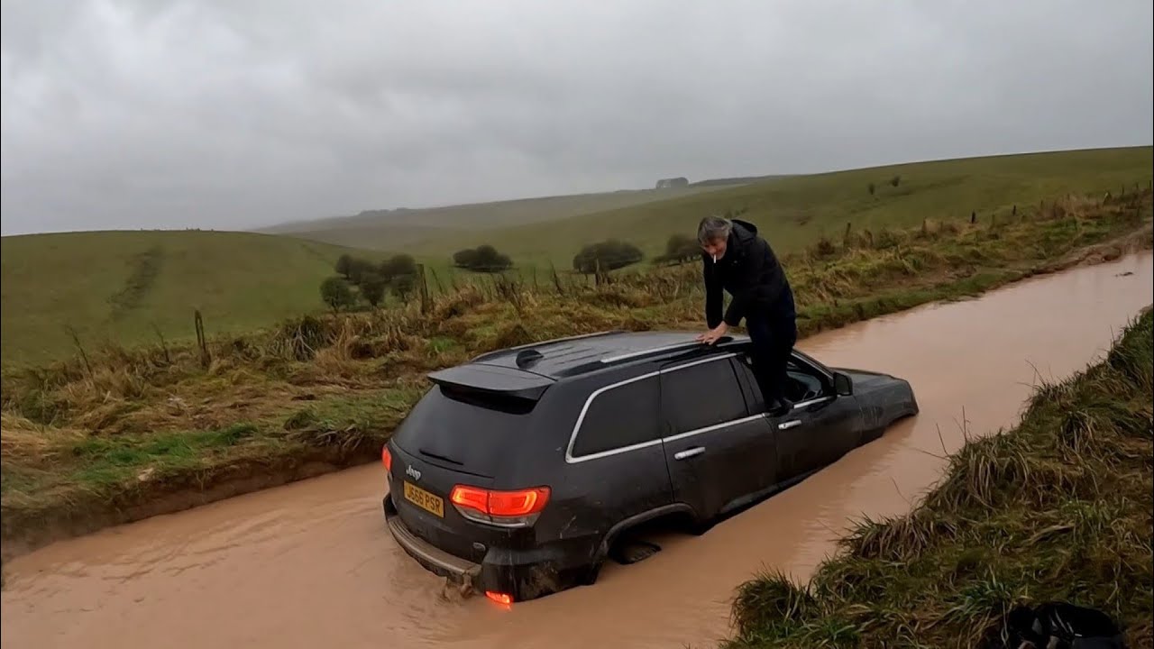 Attempting to drown a Jeep Grand Cherokee on a Salisbury Plain SPTA 4x4 trip - 30th December 2023