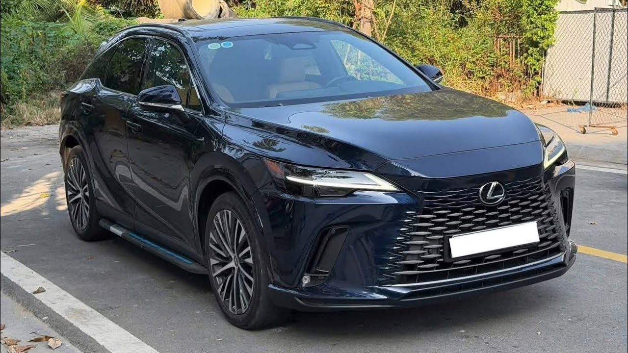 Lexus RX350 Premium 2023 | lựa chọn hoàn hảo cho doanh nhân thành đạt.