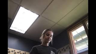 60486378 7185 4A2F 946F 44F2784D1375