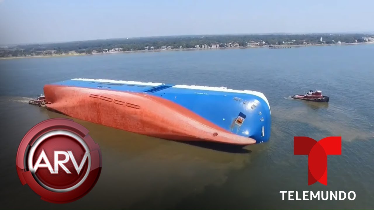 Rescatan a 4 tripulantes atrapados en barco volcado en Al
