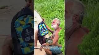 Dizem que o @astorga_ff ainda está lá procurando...