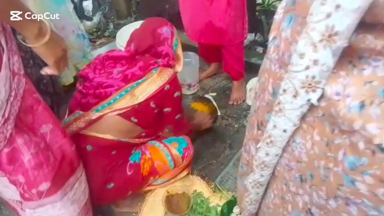 কনের তেলি দেওয়া | গ্রামবাংলার বিয়ের আবেগঘন দৃশ্য