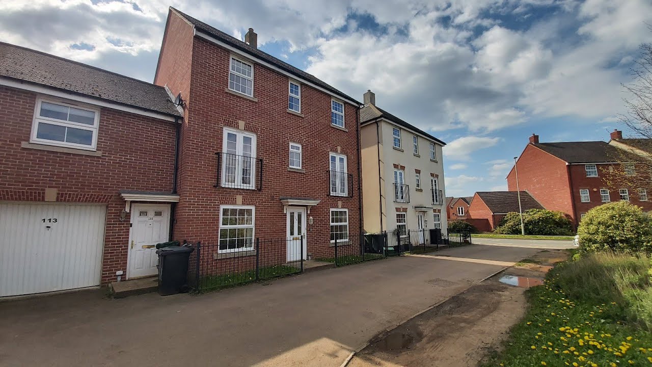 Thatcham Avenue, Kingsway, Gloucester YouTube