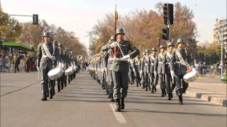 Marcha Dragoneantes en Desfile-Ejército de Chile