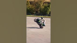 Stunt girl Sarah Lezito  #rider #bikeride #ktmrider #riderich