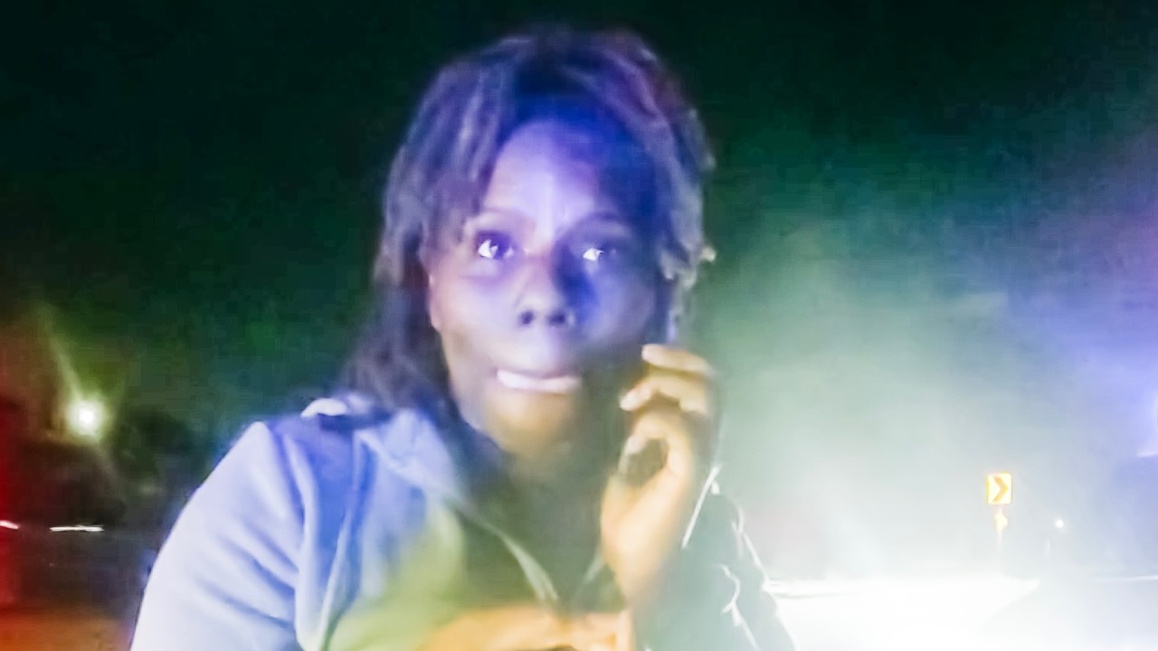 Drunk Florida Woman Crashes With 4 Kids Inside The Car — Bodycam