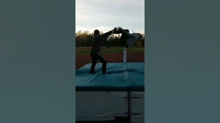 Käsistä bäkkäri😂 #shorts
