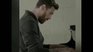 Lionel Messi playing the piano is a thing of beauty screenshot 1