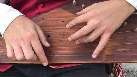 Gusli workshop Lyavonikha