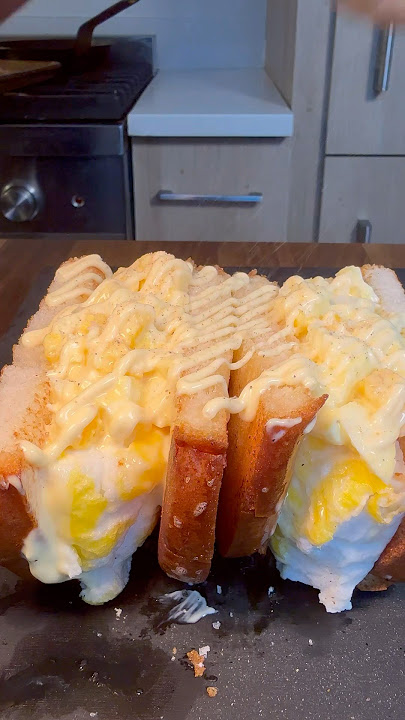fluffy japanese egg sando #sandwich #japanesefood #eggs #shortscooking