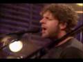 Must Be Doing Something Right (Unplugged) - Billy Currington