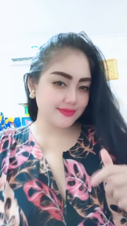 KECANTIKAN BUNDA MELABARBIE MADU SAAT LIVE (3)
