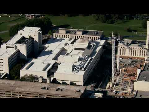 Video LIVE: Military base housing Walter Reed in lockdown... - youtube