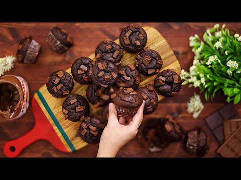 Video: Yuav Ua Li Cas Ua Chocolate Muffins