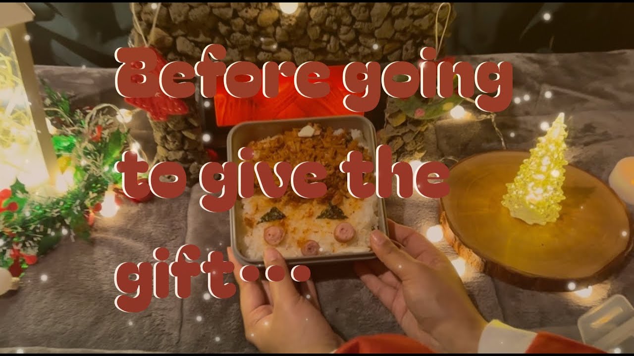 🎅Santa packing a lunchbox🍱