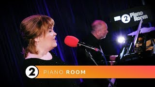 Susan Boyle - I Dreamed A Dream (Radio 2 Piano Room)