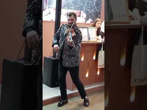 Скрипка #скрипач#скрипка#музыка#песня#песни#меладзе#музыкант#артист#уличныйартист#мелодия#кавер#юмор