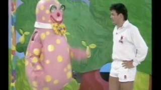 Will Carling teaches Mr Blobby how to play Rugby