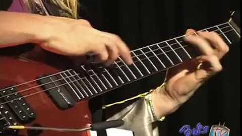 PG3-1 Jennifer Batten "Tribute to Les Paul", Fligh...