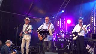 Video thumbnail of "THE CLASSICS 50 jaar  / Toy  - Stramproy"