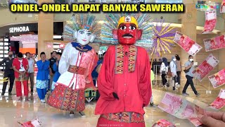 Ondel-ondel SHOPPING di Mall, Malah Dapet Banyak SAWERAN dari Pengunjung!!