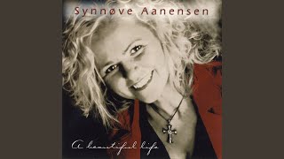 Video thumbnail of "Synnøve Aanensen - God on the Mountain.."