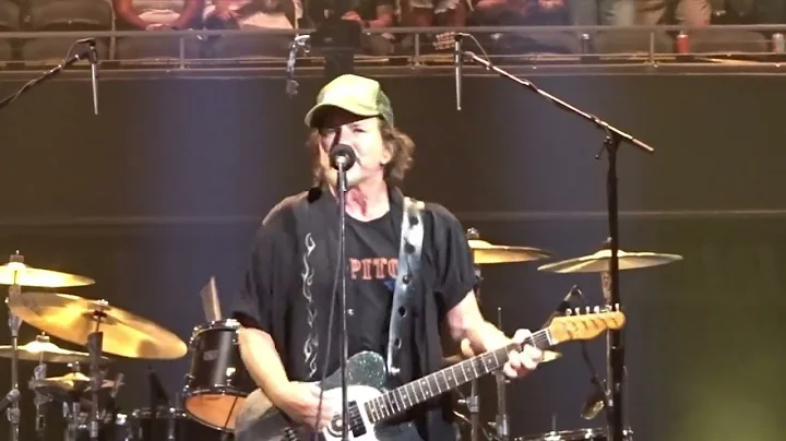 Pearl Jam - Better Man (Moody Center, Austin, TX 09/19/2023) HD