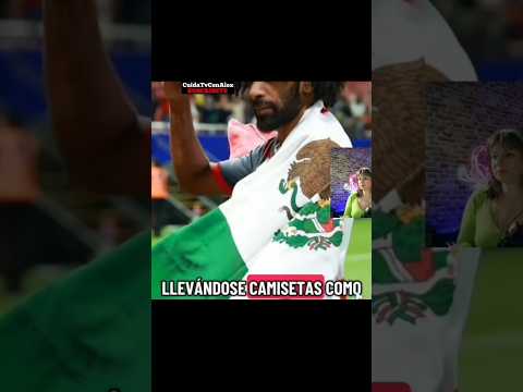 JUGADORES DE FUTBOL EXTRANJEROS TERMINAN BESANDO la BANDERA DE MÉXICO