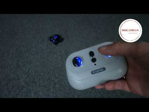 Футуристическая детская машинка на радиоуправлении режим демонстрации свет функция вращения на месте Мини авто, видео 1