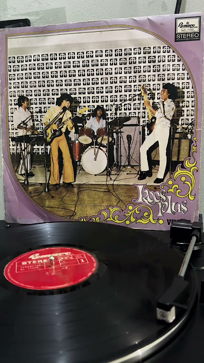 Nusantara 7 - Koes Plus (1975) #piringanhitam #musikindonesialawas #koesplus #koesbersaudara