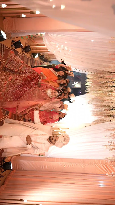 The bride and groom are running away from their wedding leaving their friends behind. 😍😍 #wedding