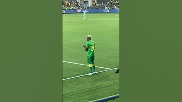Leo Itakuwaje Pacome Zouzoua Yanga Kmc Pacomezouzoua 