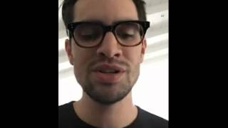 Brendon Urie singing Hallelujah on Periscope (May 29, 2015) chords