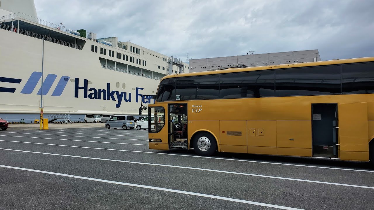 【サロンバス】日本に３台しかないFUSOクインIII 小西さんに送ってもらいました😃✌️#サロンバス #クイン3#自家用バス #中2階バス#車窓風景 #たくへぇ