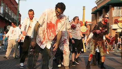 Manikins. Zombies vs. SWAT