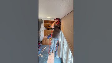 How to hang a valance box