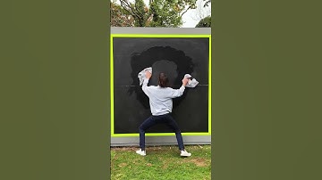 The perfect dotted circle… ⭕️😂