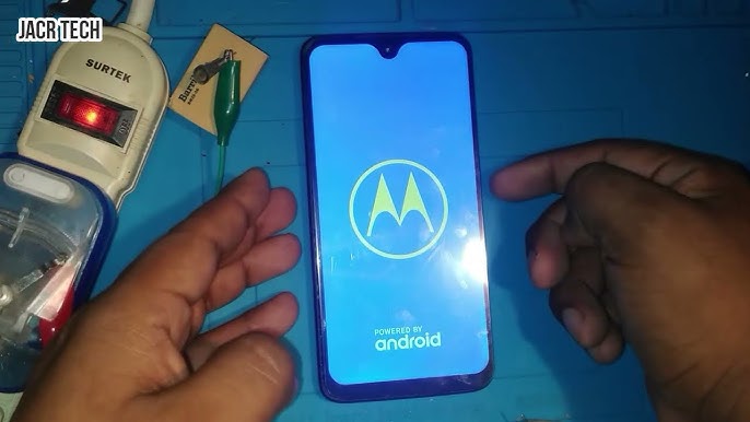 Motorola moto g7 PLAY (XT1952-5) - Fecha, hora y alarma - AT&T