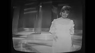 John Hanson &amp; June Bronhill - &#39;Love Unspoken&#39; from THE MERRY WIDOW - Rare television clip.