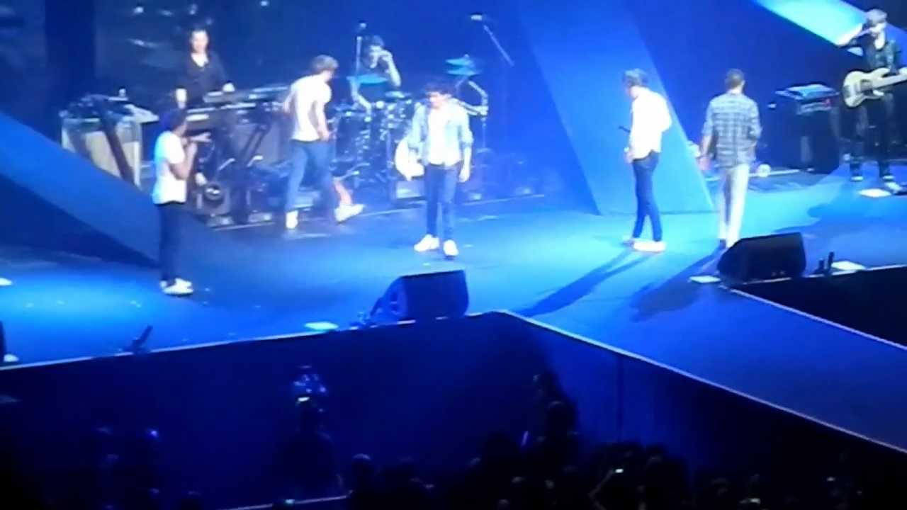 One Direction MSG Twitter Questions FULL