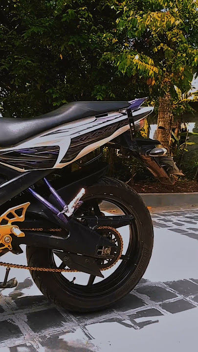 STORY VIXION CEWE KAOS PUTIH JOGET MALU' VIRAL