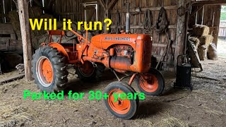 Will it run?  This abandoned 1940s Allis Chalmers has been parked for over 30 years!