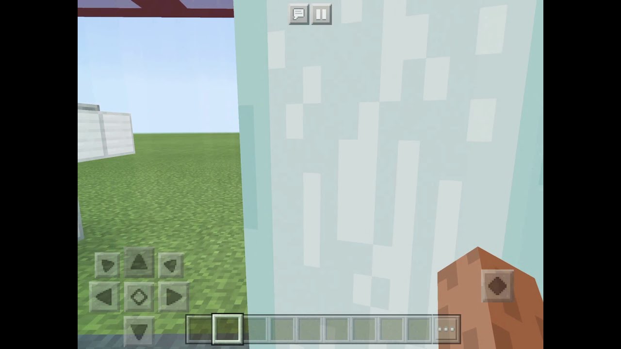 I made a WORKING LOCKABLE DOOR in Minecraft pocket edition(medium difficulty Redstone)