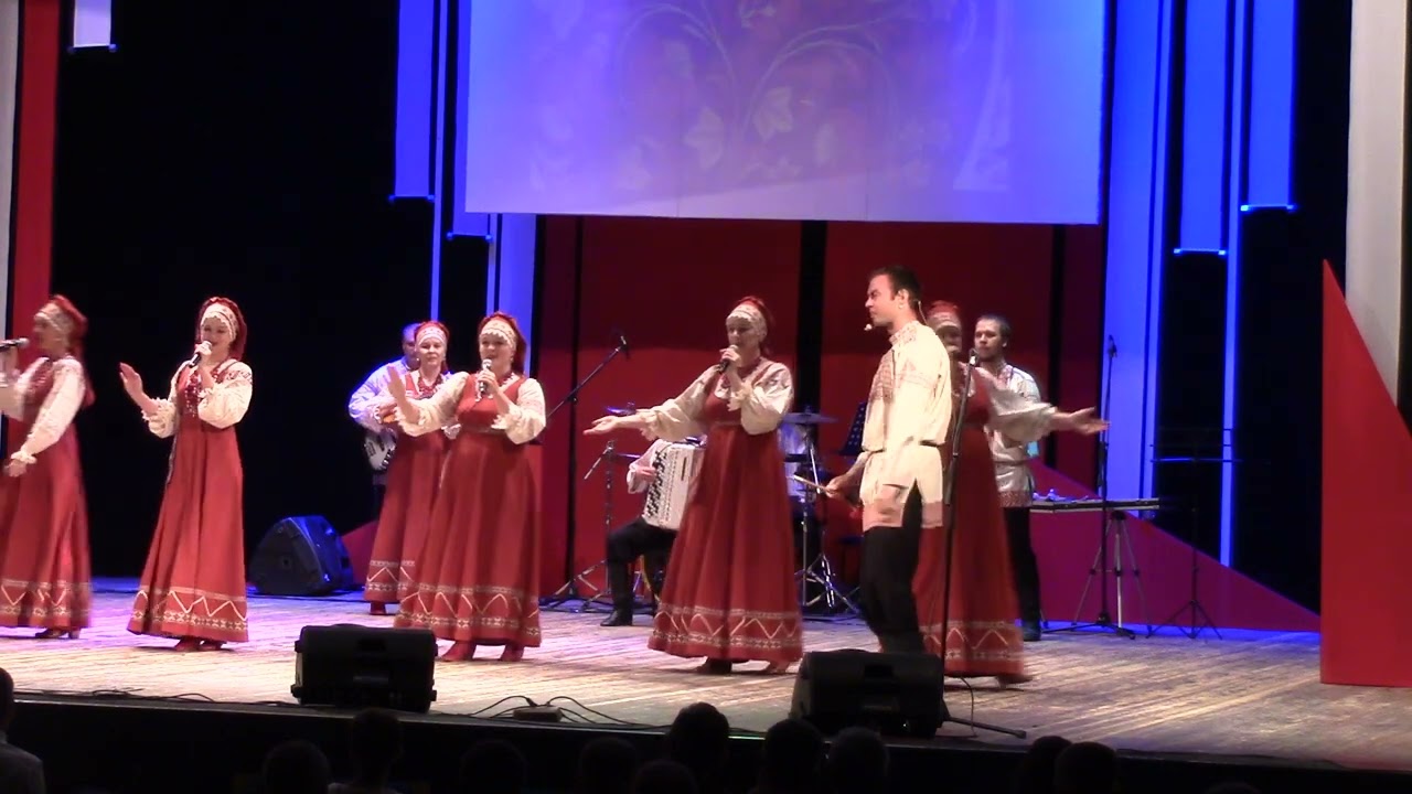 Ансамбль "Звоны" - Через садик - YouTube