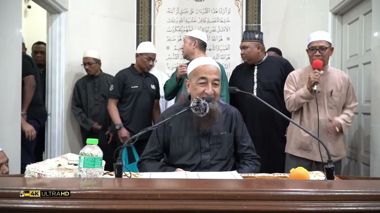 Koleksi Kuliyyah Ustaz Azhar Idrus : 