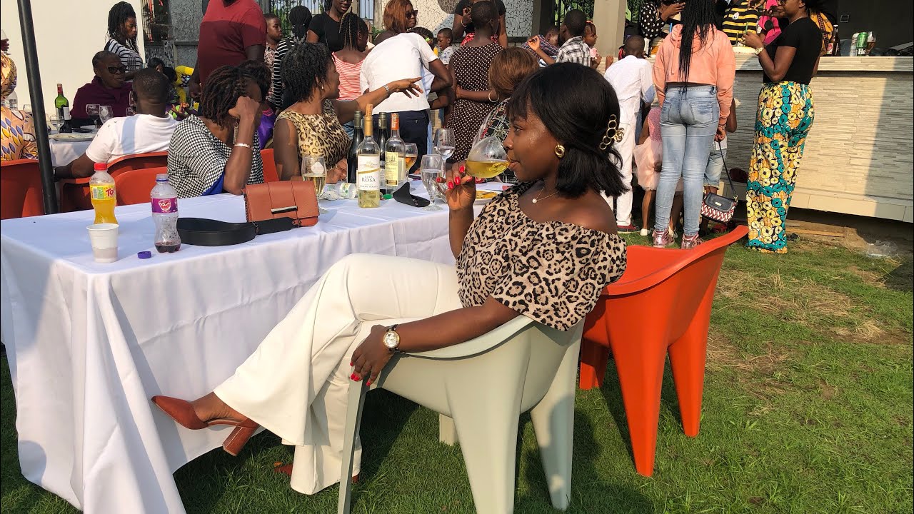 DOUALA, CAMEROON 🇨🇲 Night life| Cabaret with African music| skincare haul| Sunday brunch  |