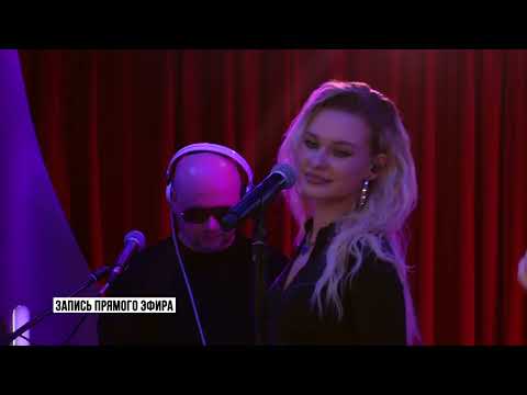 Filatov & Karas - Чилить (Live @ Золотой Микрофон)