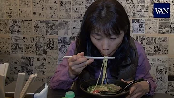 ¿Es de mala educación masticar fideos en Japón?